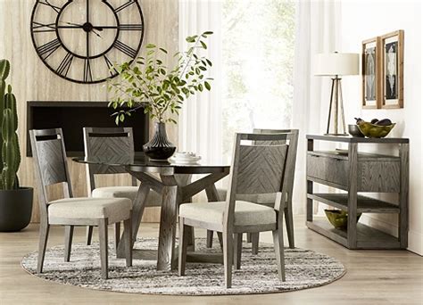 Dining Room Chairs in Wood, Black, Leather & More | Havertys