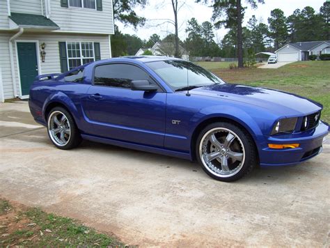 Sonic Blue 2005 Ford Mustang