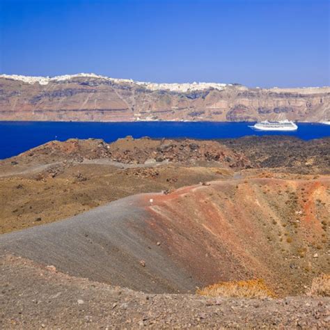 It should be such a pity to miss Santorini!