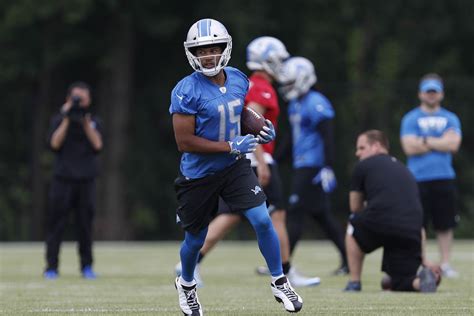 Detroit Lions OTA recap: Day 2 highlights, photos, analysis - Pride Of ...