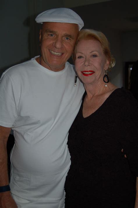 Here's Wayne with the beautiful and inspiring Louise Hay. | Louise hay, Dr wayne dyer, Wayne dyer