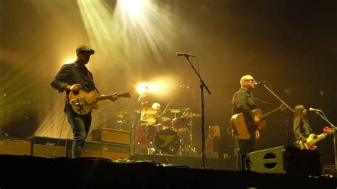 Pixies - Where is My Mind? (Live 9/8/2023) - YouTube