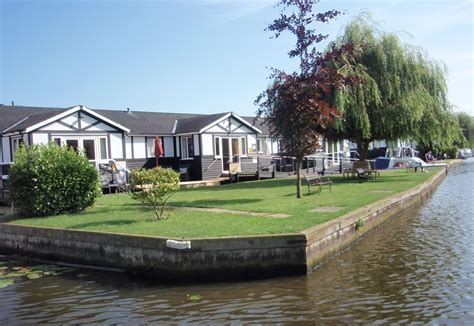 King Line Cottages | Self Catering | Disabled Accommodation | | Norfolk Broads