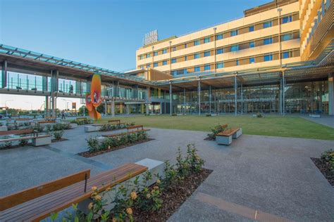 Sunshine Coast University Hospital | Penfold Projects Landscape Design & Construction