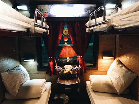 Overnight train cabin to Sapa (Hanoi, Vietnam) : CozyPlaces