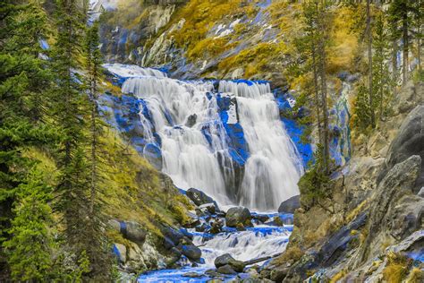 The Weather and Climate in Yellowstone National Park | Yellowstone national park, National parks ...