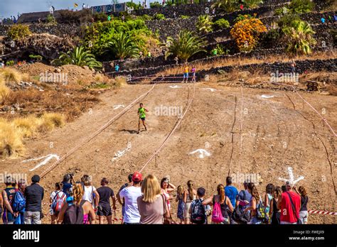 spartan race competition Stock Photo - Alamy