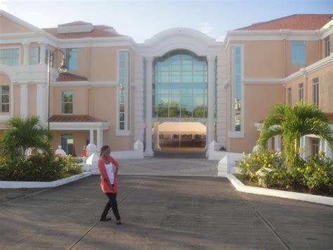 st georges university in grenada | St georges university, Caribbean ...