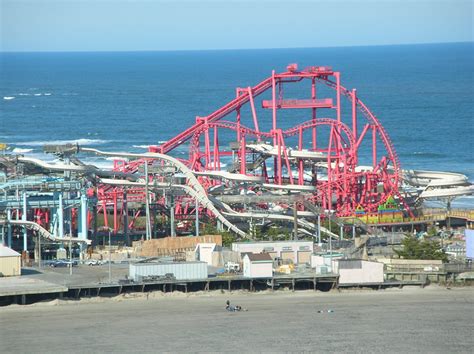 Morey's Piers - Great Nor'Easter (Surfside Pier)