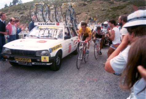 Bernard Hinault photo gallery by BikeRaceInfo