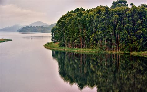 Lake BUNYONYI Experience | Trion Safaris And Tours