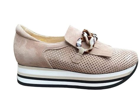 Softwaves Sahara Slip-on Platform Sneaker – Shoooz On Park Ave