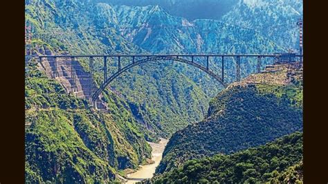 World’s highest rail bridge on Chenab gets ‘golden joint’ | Latest News ...