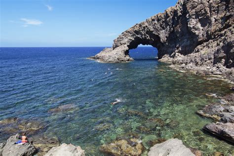 Travel guide to Pantelleria: Five Reasons to Visit