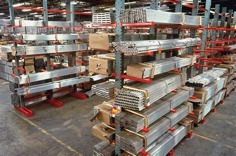 Cantilever Racks | Cantilever Racking - Interlake Mecalux