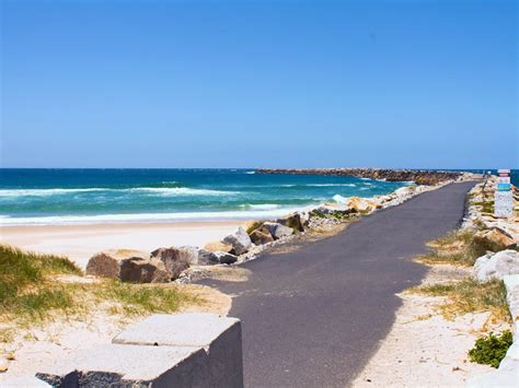 Iluka Main Beach | NSW Holidays & Accommodation, Things to Do, Attractions and Events