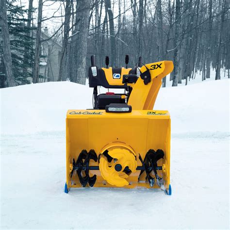 Three Stage Snow Blower - 3X® 30" HD | Cub Cadet US