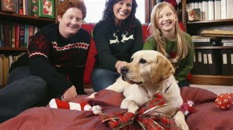 Watch The Dog Who Saved Christmas Online | 2009 Movie | Yidio