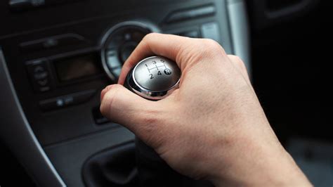 6 Causes of a Manual Transmission Being Hard to Shift (Should You Worry?)