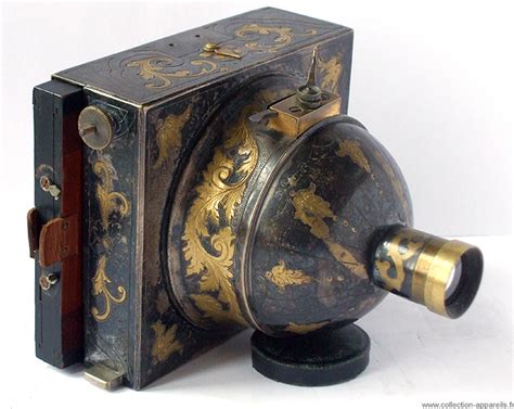 Antique Cameras Are Cataloged Into Impressive Digital Archive