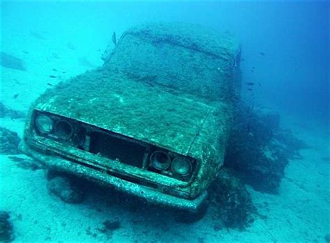 12 Underwater Discoveries That Will Make Your Jaw Drop! | Underwater, Old abandoned houses ...