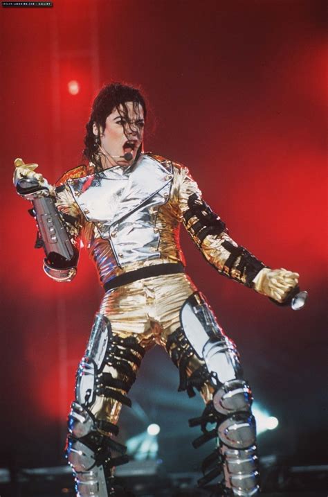 History World Tour - Michael Jackson Photo (7190620) - Fanpop