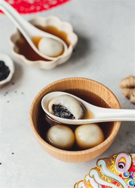 Glutinous Rice Dumplings with Black Sesame Filling — saltnpepperhere