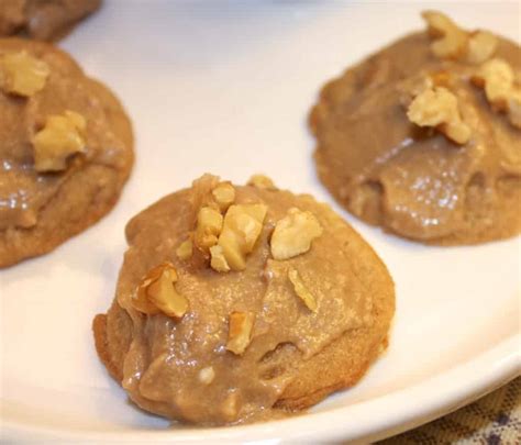 Maple Walnut Cookies