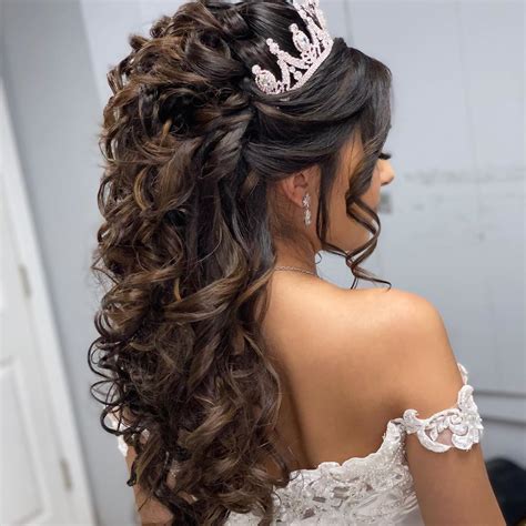 Half Up Half Down Quinceanera Hairstyles | Cute Quinceañera Hairstyles | Wedding hairstyles for ...