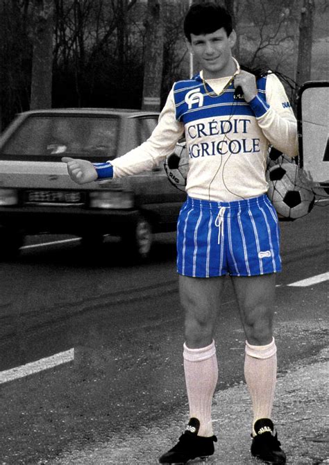 AJ Auxerre 1983-84 Home Kit