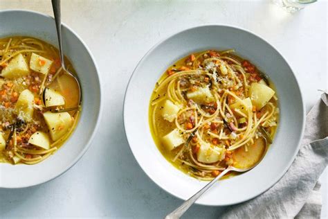 Pasta e Patate (Pasta and Potato Soup) Recipe | Recipe in 2022 | Easy ...