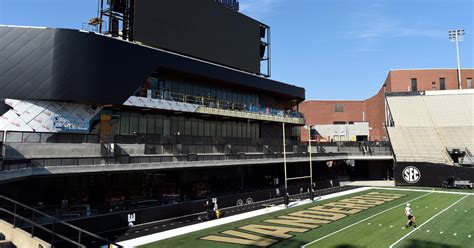 Diego Pavia injury update: Vanderbilt QB status changed on Friday ...