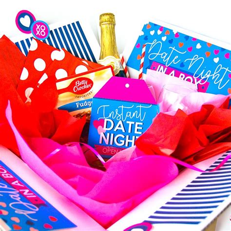 28 Date Night Gift Basket or Box Ideas | Date night gift baskets, Date night gifts, Date night ...