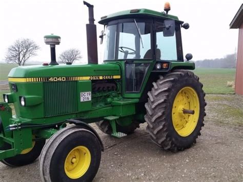 John Deere 4040 Tractor, 3400 Hillerød - technikboerse.com