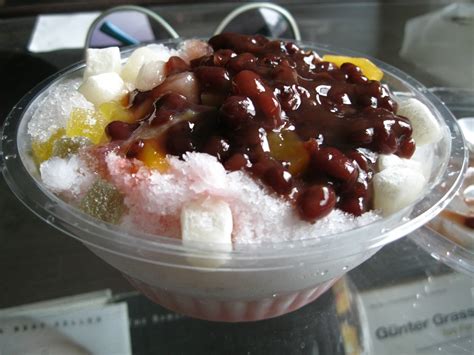 vegging in chungju: 팥빙수 patbingsu and stew 찌개