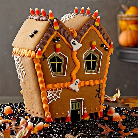 5 Fun Halloween Gingerbread Houses