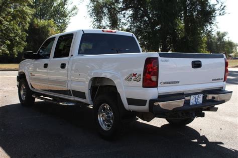 2003 Chevrolet Silverado 2500HD Photos