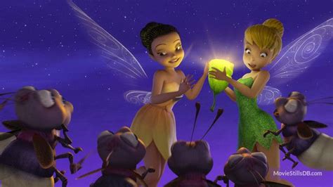 Iridessa and Tinkerbell | Tinkerbell, Disney fairies, Tinkerbell movies