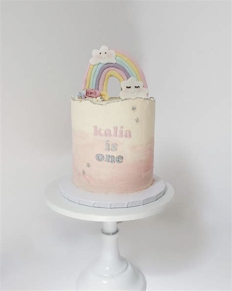 15 Adorable First Birthday Cake Ideas That You Will Love - Find Your ...