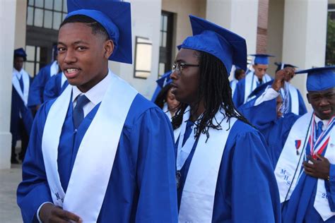 GALLERY: Meridian High graduation | News | meridianstar.com