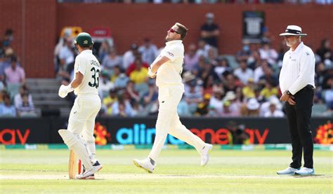 England get some joy in bizarre first session on day four of second ...