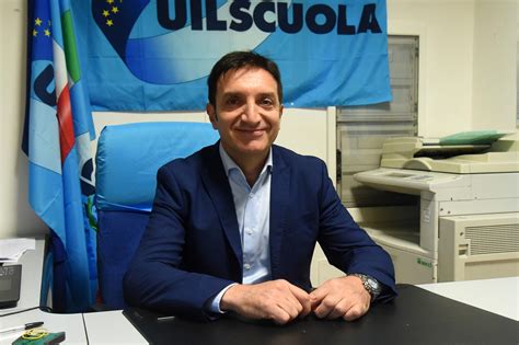 Scuola, Uil in allarme: “Cervellone in tilt, è caos supplenze”