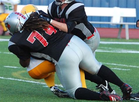 Women Who Play Football: Tackling 2