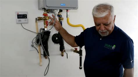 Tankless Water Heater Descaling - YouTube