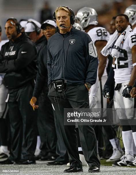 823 Jack Del Rio Raiders Photos & High Res Pictures - Getty Images