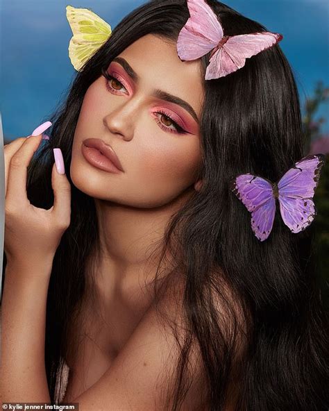 Kylie Jenner promotes special Stormi makeup collection with new ...