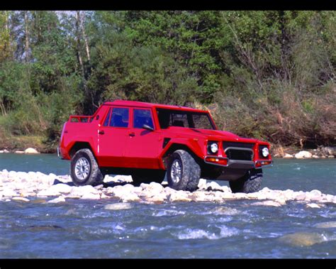 Lamborghini LM002 1986 - 1992