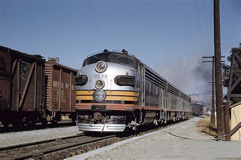 1960's PHOTO Southern Pacific RR OREGON CITY OR DEPOT First-class design and quality FREE ...