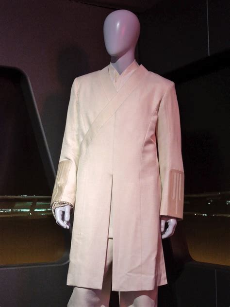 Kevin Flynn costume worn by Jeff Bridges in Tron Legacy... | Hollywood ...