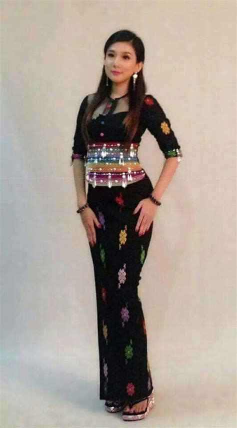 Kachin dress Myanmar Traditional Dress, Traditional Dresses, Fashion ...